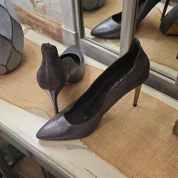 Aldo Shimmering Black High Stiletto Heels Womens Size 10, Party, Career - Picture 1 of 7